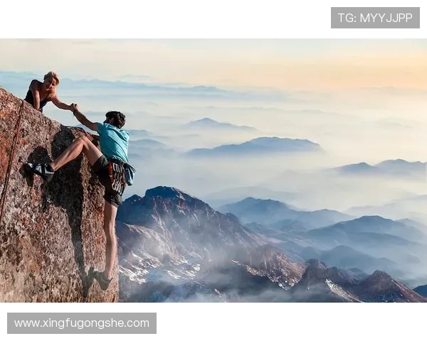 攀岩巨献：探秘上海攀岩队的团队协作