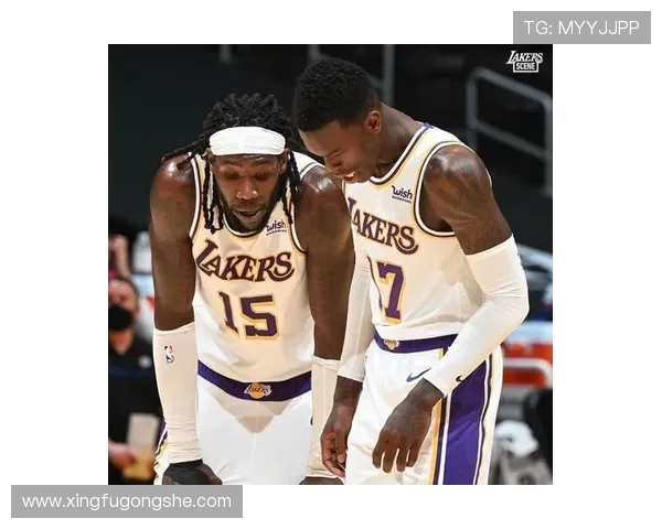 湖人队与火箭队季后赛历史交锋战绩回顾与分析